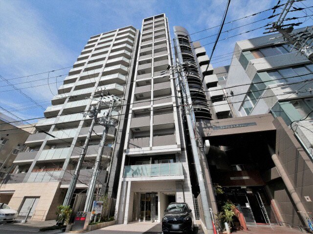 ラクラス堺筋本町の物件外観写真