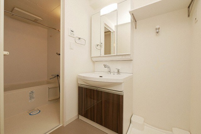 ラクラス堺筋本町の物件内観写真