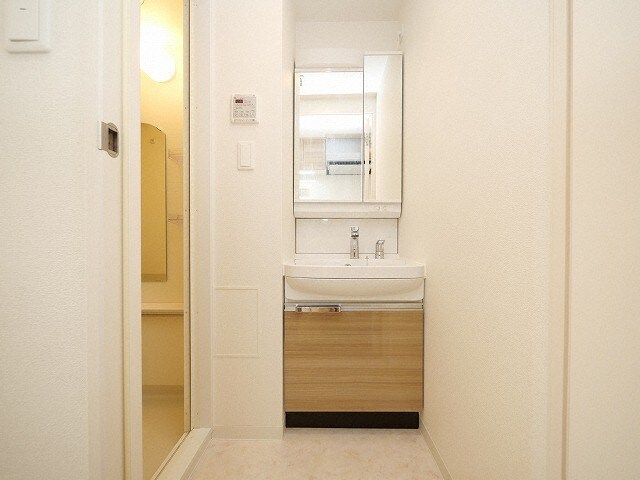 プレサンス淡路駅前の物件内観写真