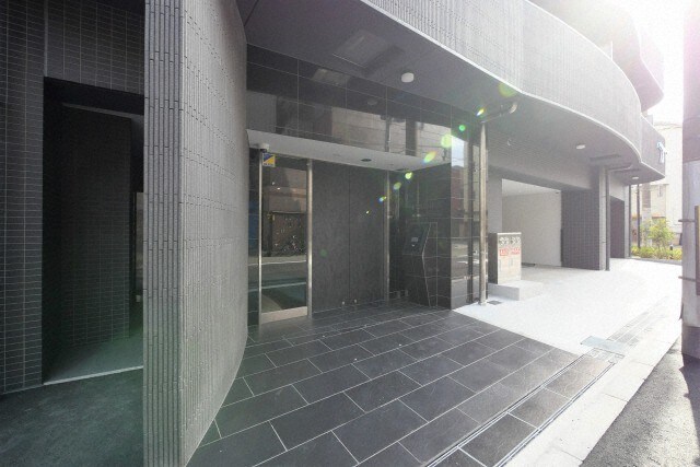 セレニテ九条リアンの物件外観写真