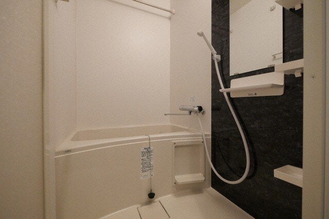 セレニテ九条リアンの物件内観写真