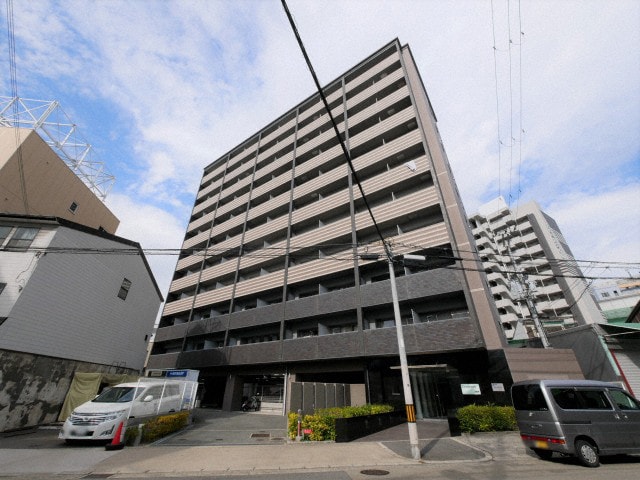 クリーデンス福島の物件外観写真