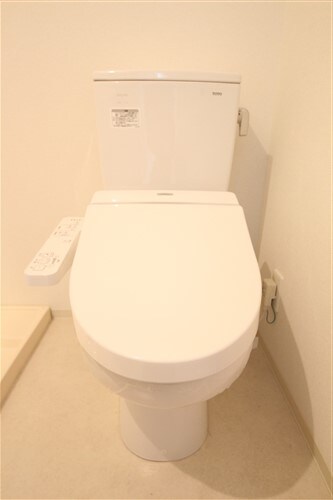 APRILE南森町の物件内観写真