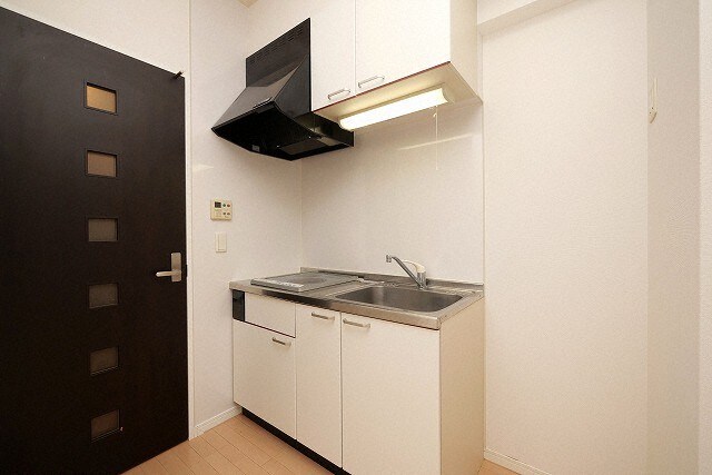 フロンティアタワー九条Iの物件内観写真