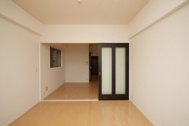 フロンティアタワー九条Iの物件内観写真