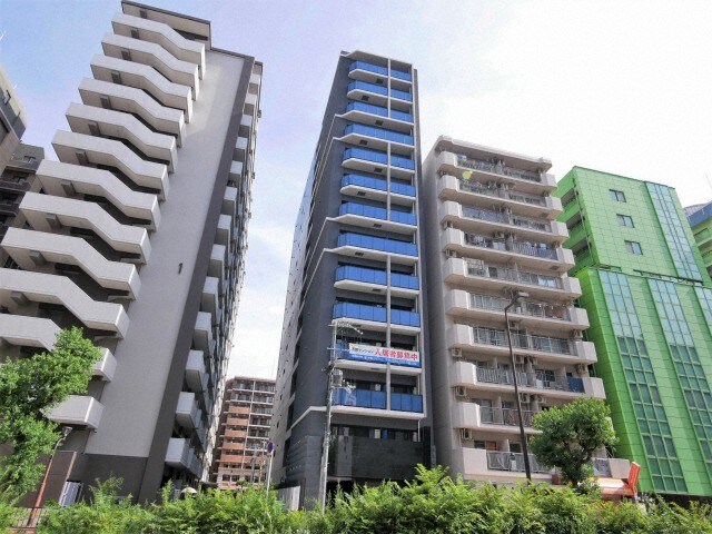 コンフォリア・リヴ新大阪ＷＥＳＴの物件外観写真