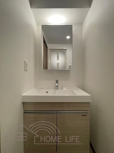 コンフォリア新梅田の物件内観写真