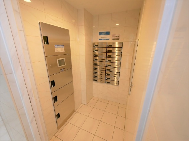 ノーブルスクエア新町の物件外観写真