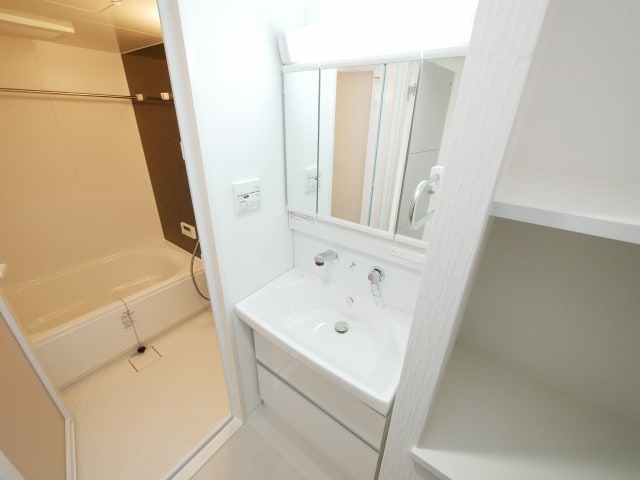 ノーブルスクエア新町の物件内観写真