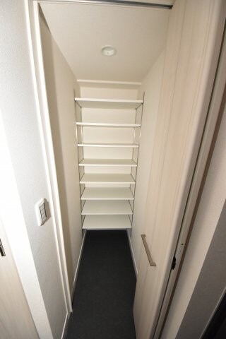 プレサンス京町堀の物件内観写真