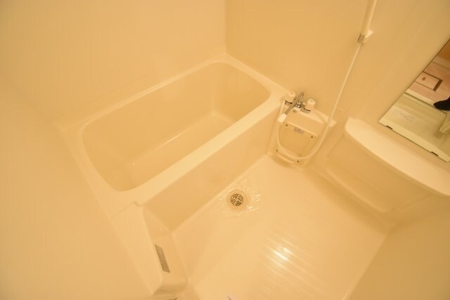 レジデンス本町の物件内観写真