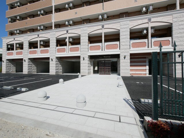 Luxe難波西Ⅲの物件外観写真