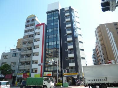 トゥリオーニEBISUの物件外観写真