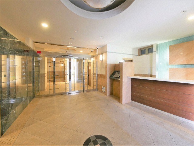 クラウンハイム北心斎橋フラワーコートの物件外観写真