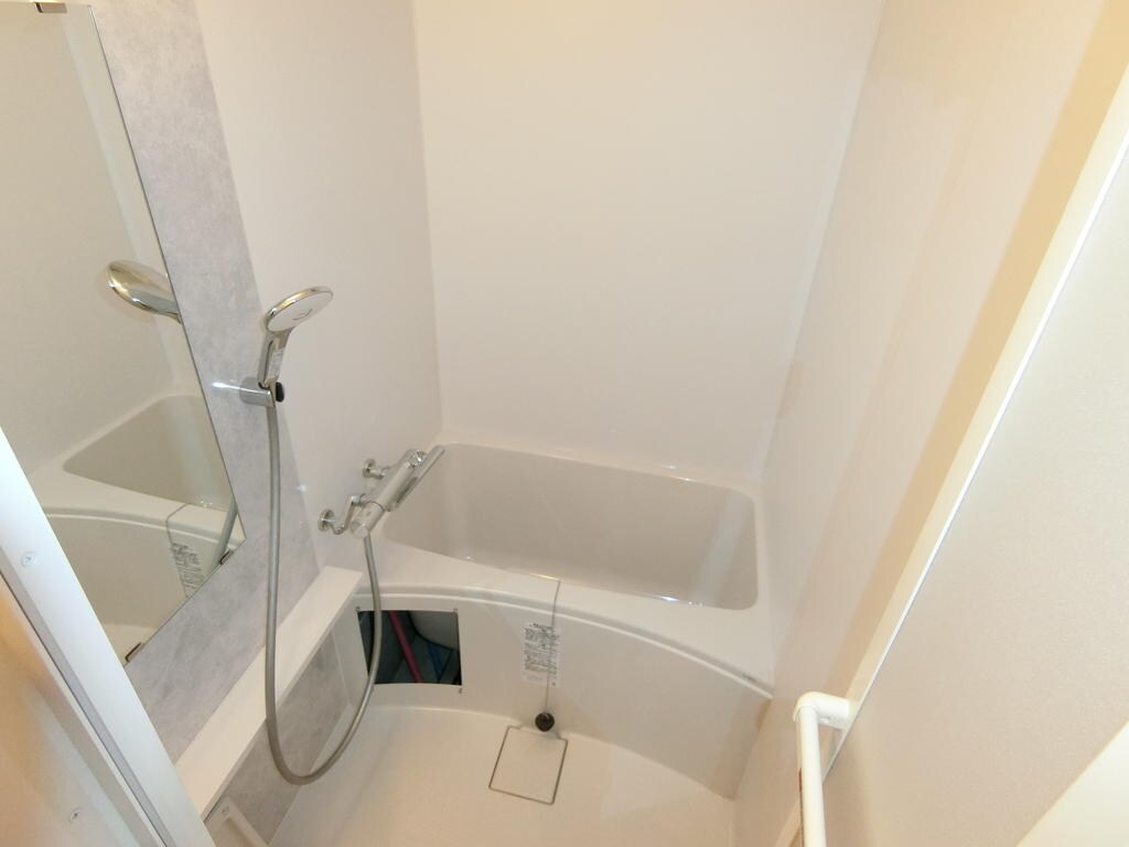 エスリード新大阪ラヴァーグの物件内観写真