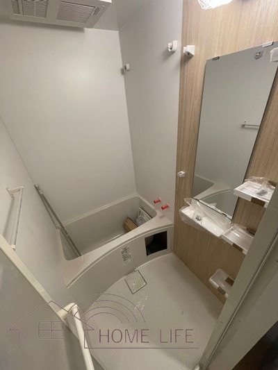 セレニテ難波グランデシュッドの物件内観写真