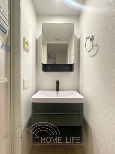 セレニテ難波グランデシュッドの物件内観写真