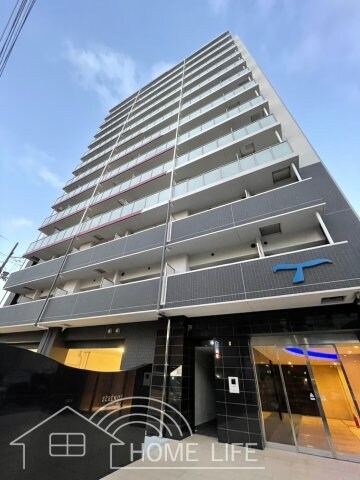 セレニテ十三ミラクの物件外観写真