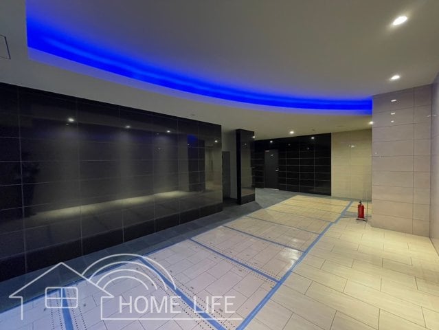 セレニテ十三ミラクの物件外観写真