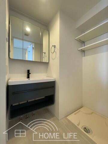 セレニテ十三ミラクの物件内観写真