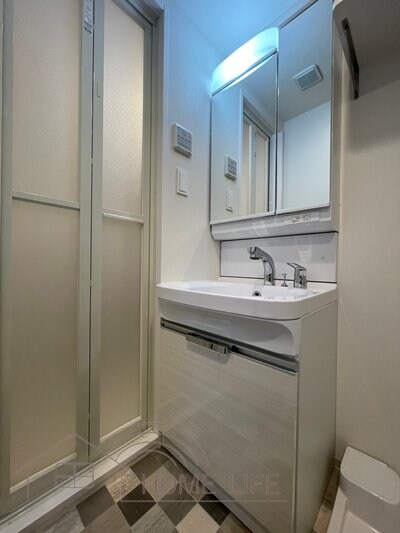 ファステート難波デラックスの物件内観写真