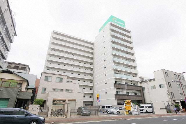 LaDouceur九条の物件外観写真