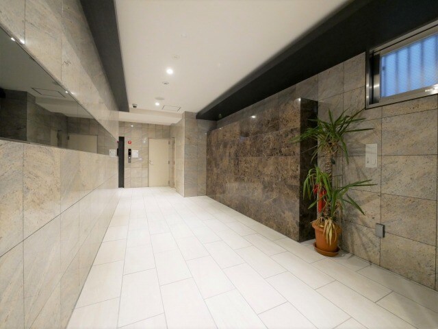 ラ・フォルム本町WESTの物件外観写真