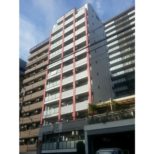 Bluebee桜川駅前の物件外観写真