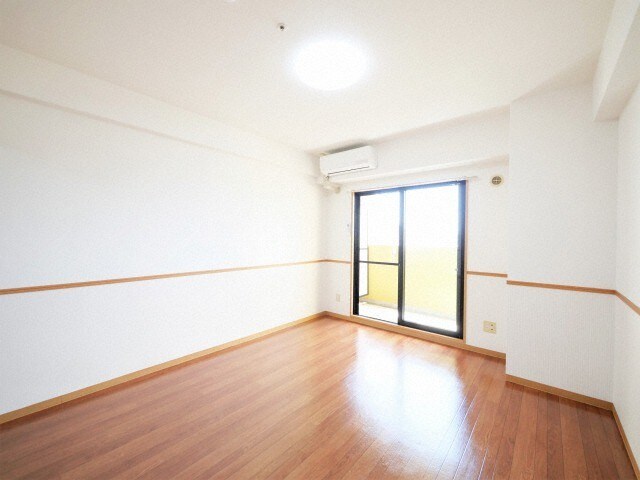 アーバンステージ安堂寺Iの物件内観写真