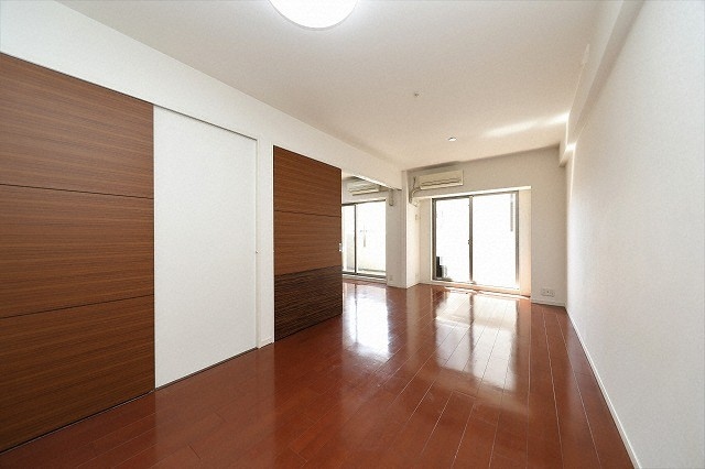 フロンティアタワー日本橋の物件内観写真