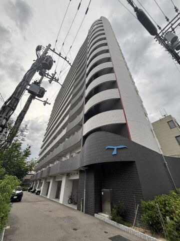 セレニテ福島プリエの物件外観写真