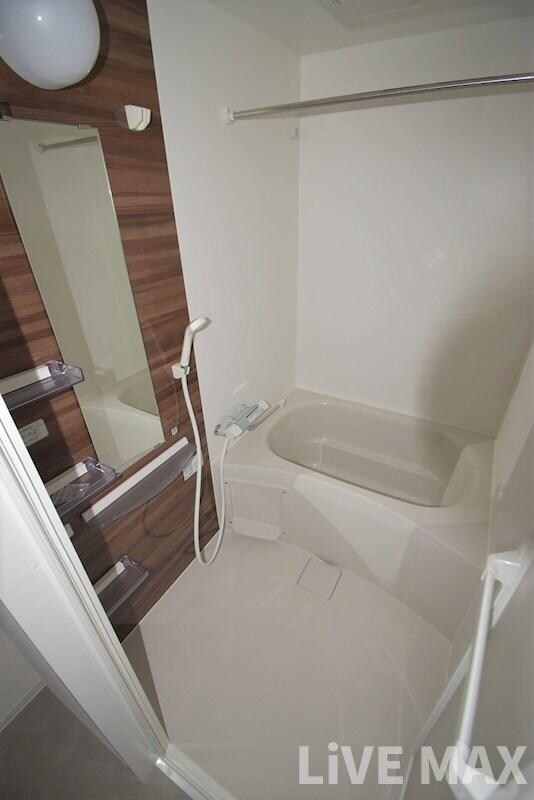 セレニテ福島プリエの物件内観写真