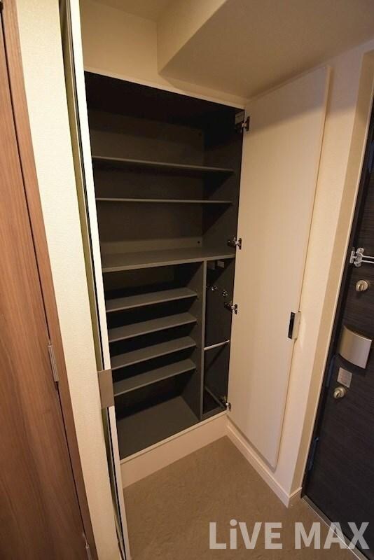 プレサンス難波マジョリティの物件内観写真