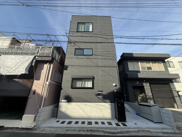 ハーモニーテラス江坂の物件外観写真