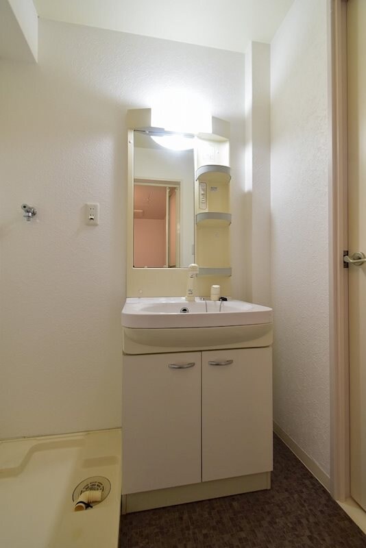 ウインズコート西中島の物件内観写真