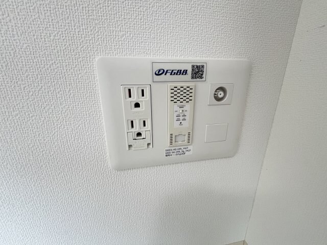 THE RESIDENCE Hの物件内観写真