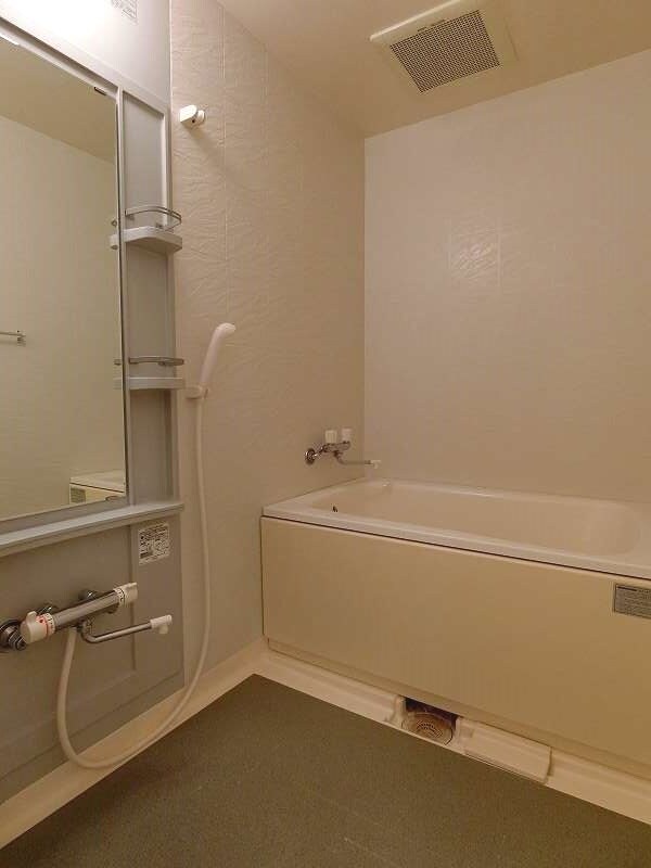 フォレステージュ江坂公園の物件内観写真