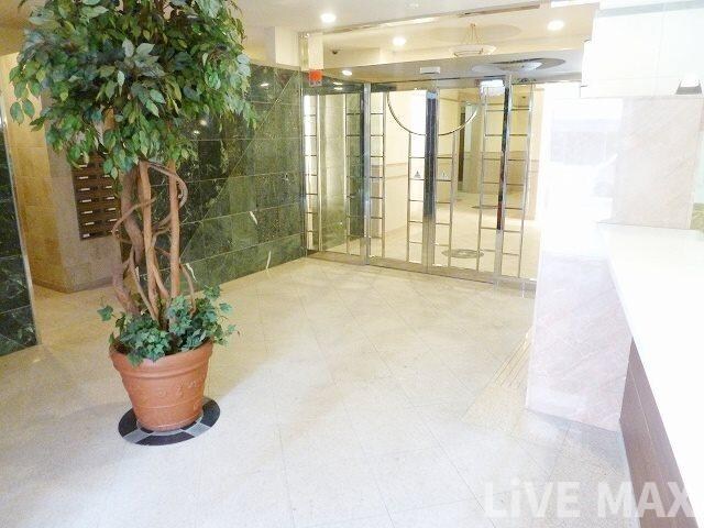 クラウンハイム北心斎橋フラワーコートの物件外観写真