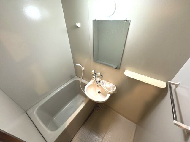 サンユタカマンションの物件内観写真