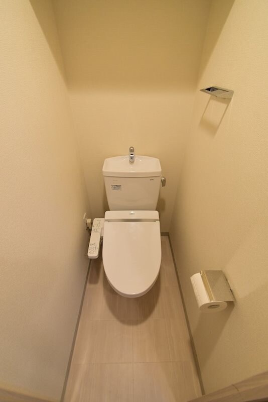 なんば駅 徒歩2分 2階の物件内観写真