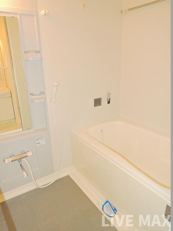 ドゥーエ谷町の物件内観写真