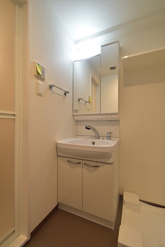 ワールドアイ江坂アルバの物件内観写真