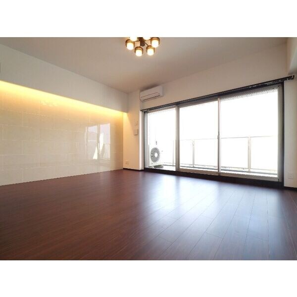 プレジオ三国ASIANの物件内観写真