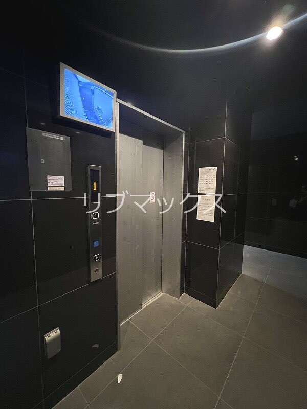 プレサンス江坂クォーレの物件内観写真