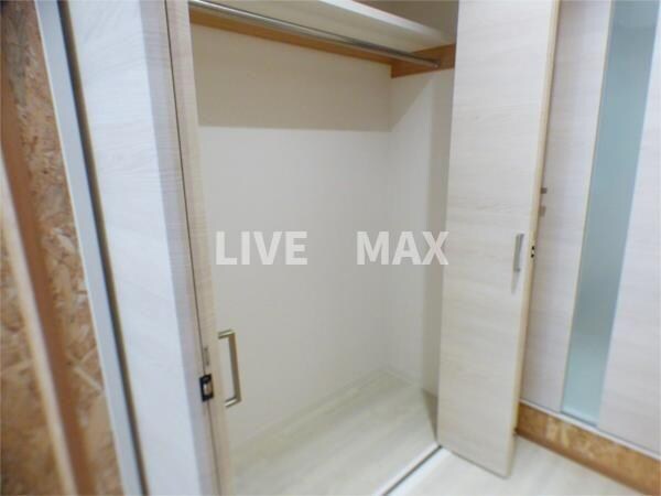 Ｄｅｌｉｚｉａ三条堀川の物件内観写真