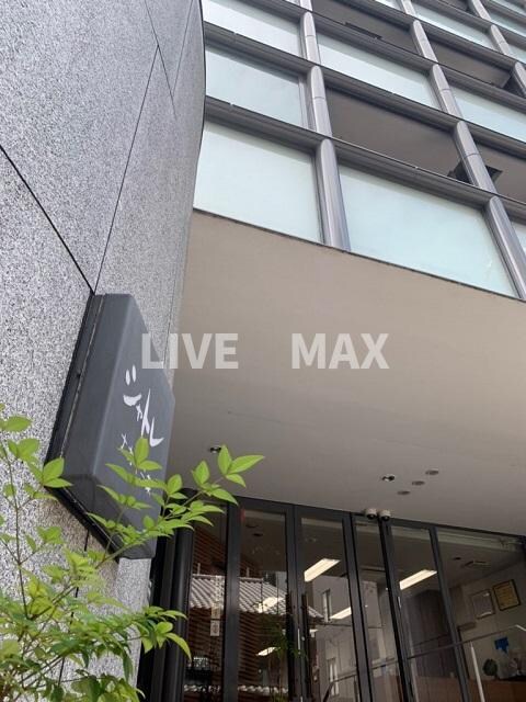 シャトレナカイ三条の物件外観写真