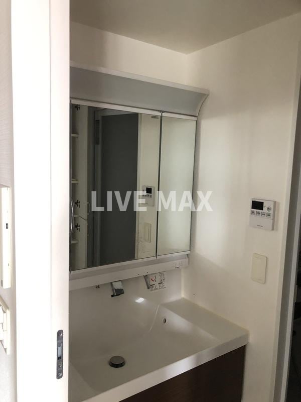 エステムプラザ東山邸の物件内観写真