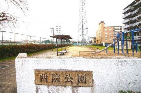 エステムコート京都西院の物件外観写真