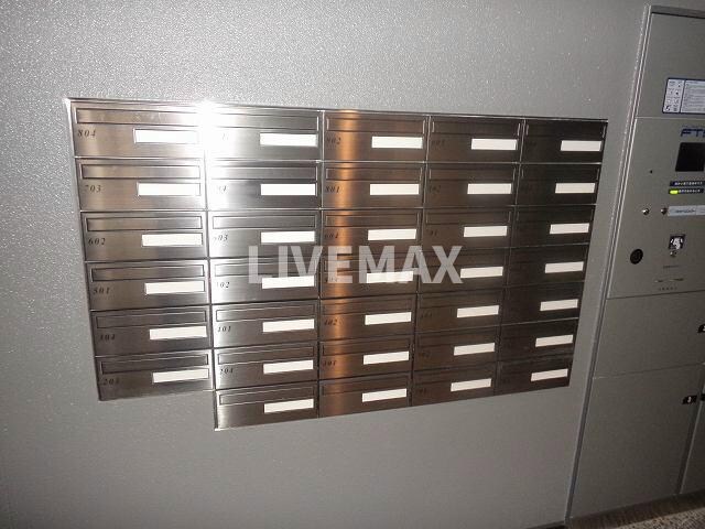 リヴァーク四条烏丸の物件内観写真