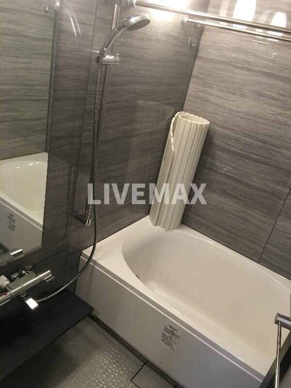 リヴァーク四条烏丸の物件内観写真